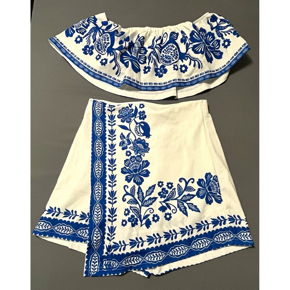 Women's 2-Piece Outfit Set White/Blue Floral Knit Off-Shoulder Top Skirt M